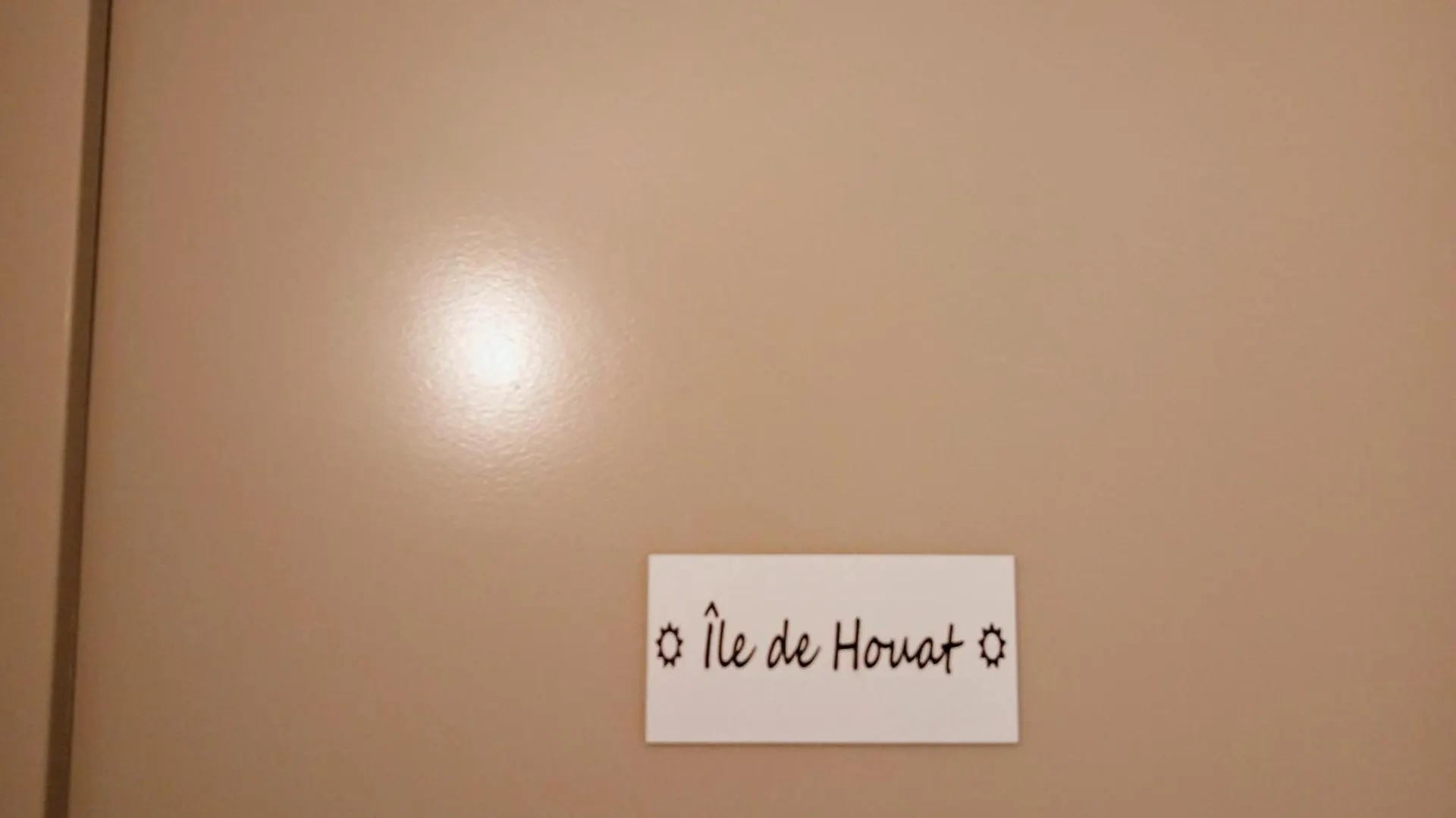 Apartment Les Studios De La Gare Linge Cafe The Inclus Wifi Vannes France
