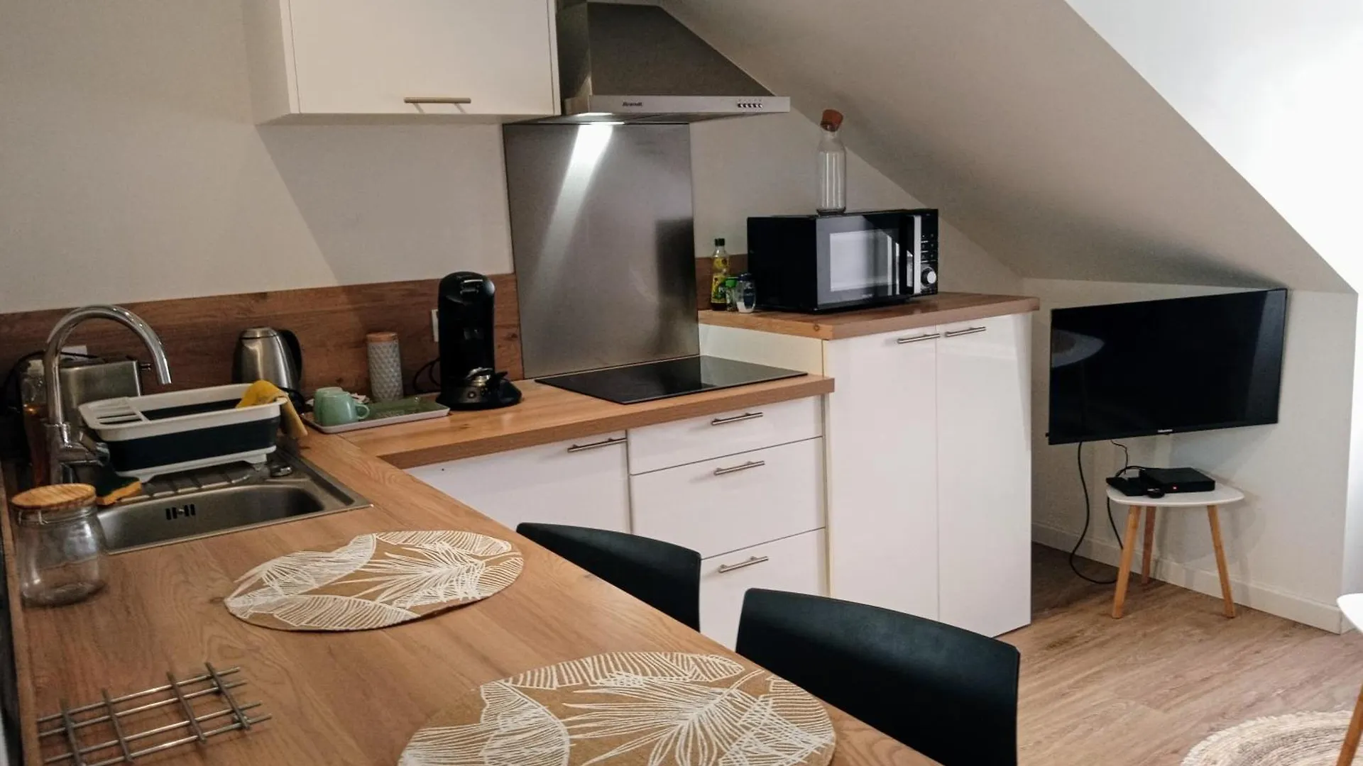 Les Studios De La Gare Linge Cafe The Inclus Wifi Vannes
