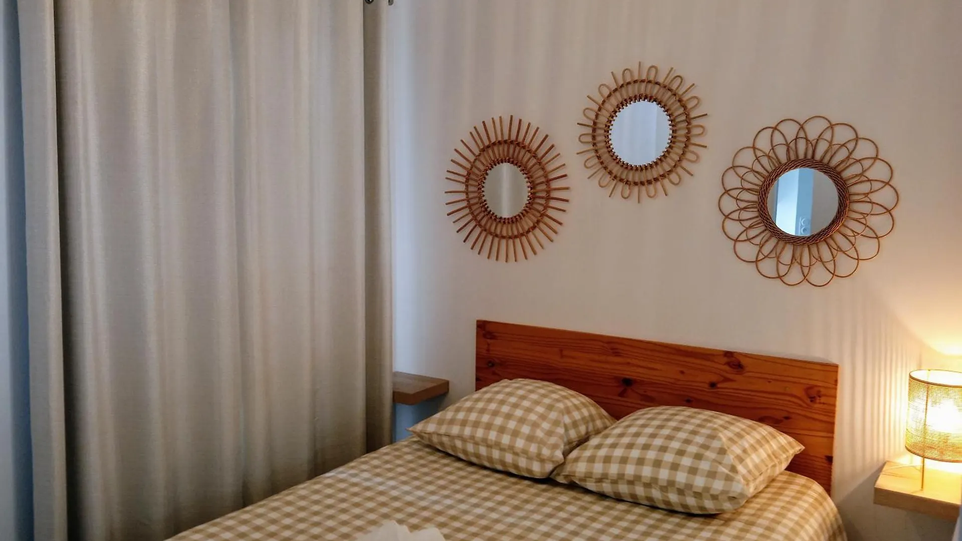 Apartment Les Studios De La Gare Linge Cafe The Inclus Wifi Vannes