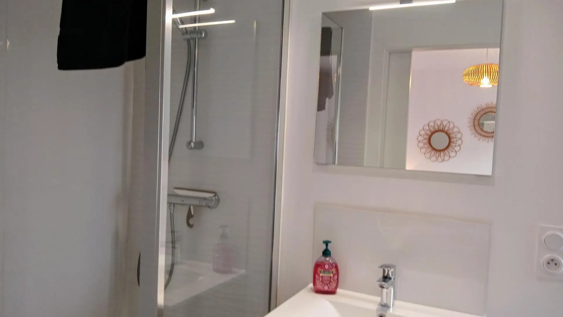 Apartamento Les Studios De La Gare Linge Cafe The Inclus Wifi Vannes